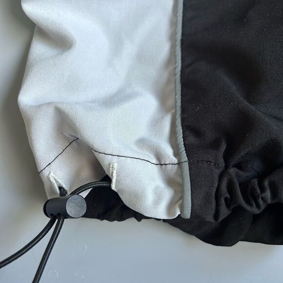 Track pants with pockets! - Picture 3 of 5